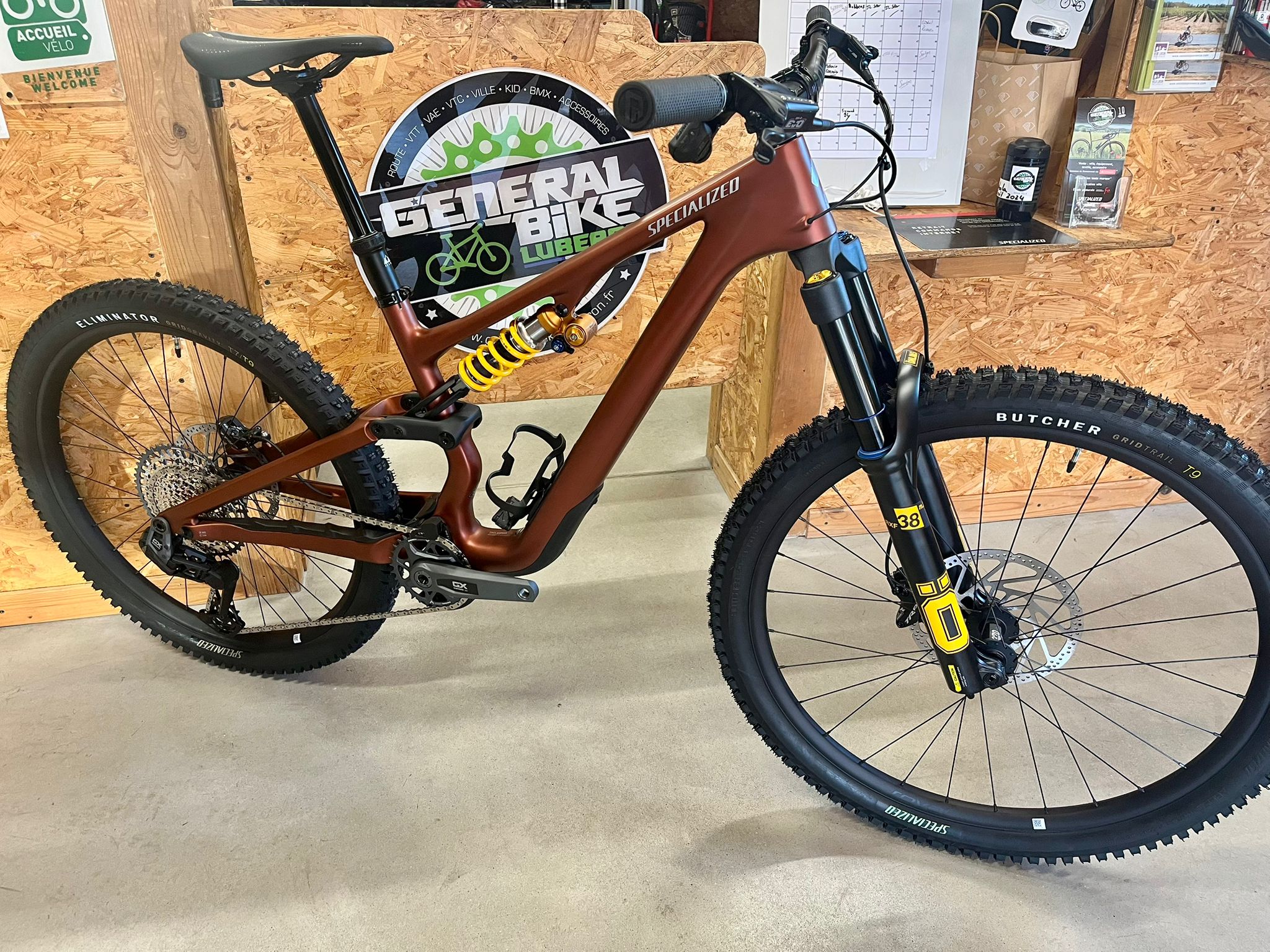 Specialized Stumpjumper 15 taille S3 Ohlins _ année 2025 _ 8500€